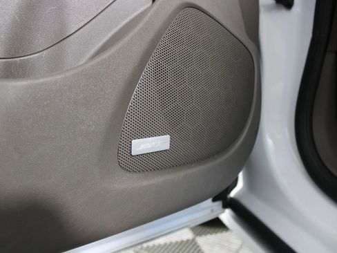 Used 2024 Chevrolet Malibu LT image 34