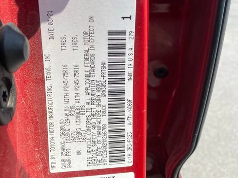 Used 2021 Toyota Tacoma SR5 w/ Technology Package AWD/4WD image 14