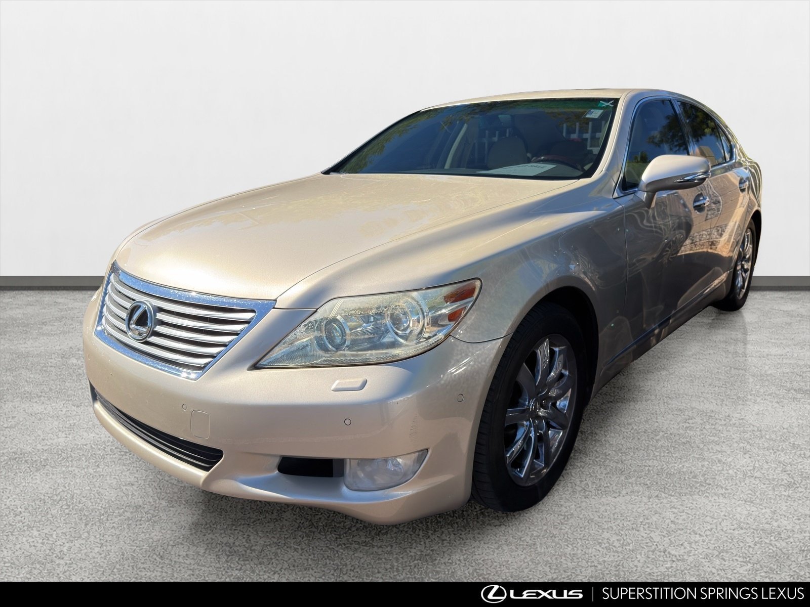 Used 2010 Lexus LS 460 RWD image 7