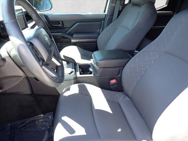 Certified 2024 Toyota Tacoma SR5 AWD/4WD image 11