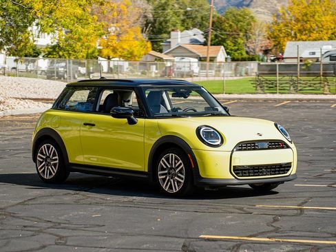 Used 2025 MINI Cooper S image 3