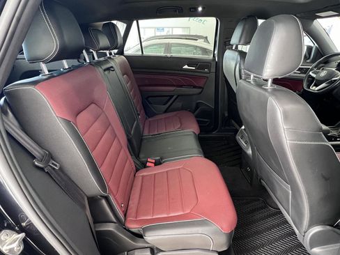 Used 2022 Volkswagen Atlas Cross Sport SEL Premium R-Line image 18