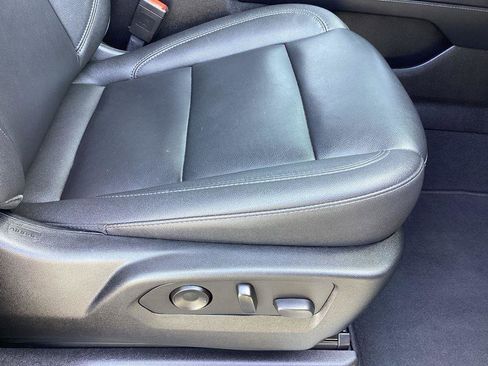 Used 2022 Chevrolet Tahoe LT AWD/4WD image 19