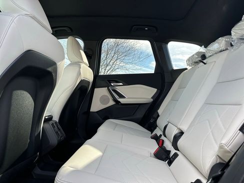 New 2026 BMW X1 xDrive28i w/ Technology Package AWD/4WD image 17