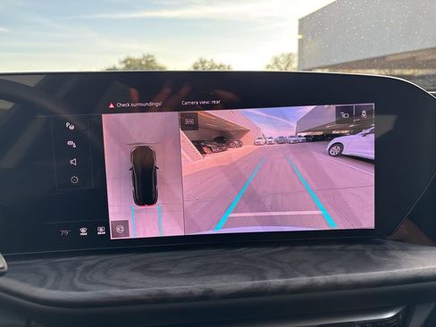 Used 2025 Audi Q5 Premium w/ Convenience Package image 24