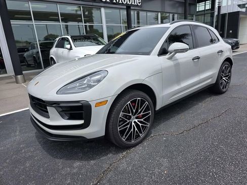 Used 2023 Porsche Macan S AWD/4WD image 28