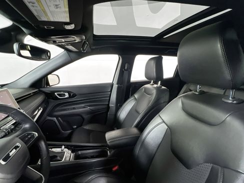 Used 2022 Jeep Compass Altitude w/ Sun and Sound Group AWD/4WD image 20