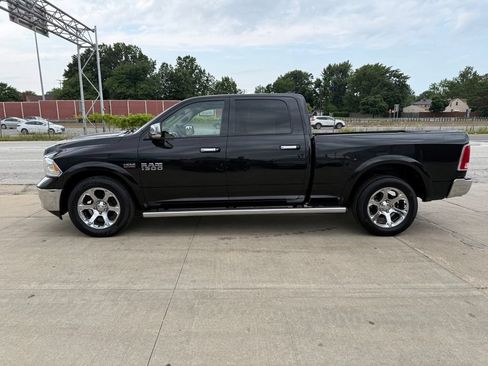 Used 2015 RAM 1500 Laramie w/ Convenience Group AWD/4WD image 12