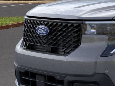 New 2026 Ford Maverick Lariat w/ Black Appearance Package image 18