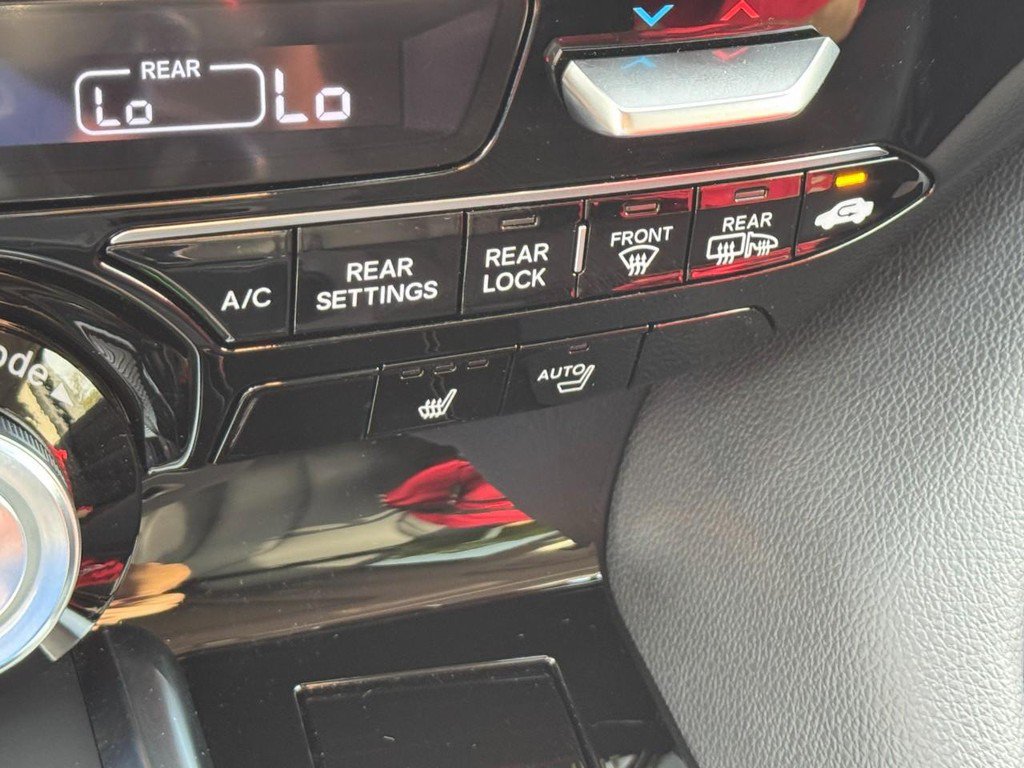 Certified 2026 Acura MDX SH-AWD image 29
