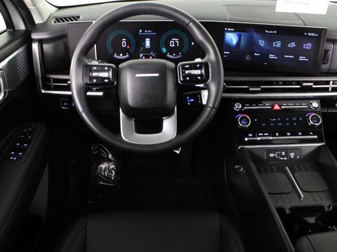 Certified 2026 Hyundai Santa Fe SEL FWD image 8