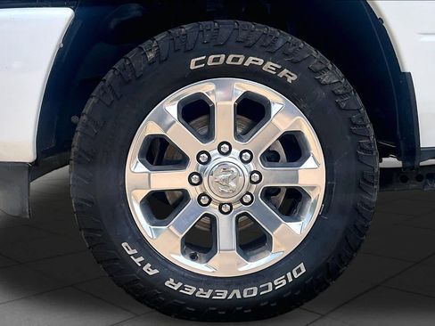 Used 2023 RAM 2500 Laramie AWD/4WD image 11