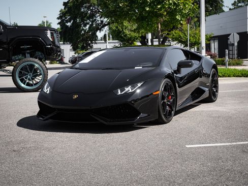 Used 2015 Lamborghini Huracan LP 610-4 AWD/4WD image 5