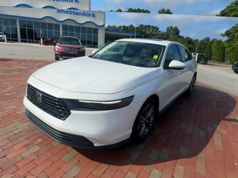 Certified 2024 Honda Accord EX image 6
