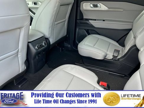 New 2025 Ford Explorer Active w/ Active Comfort Package image 12