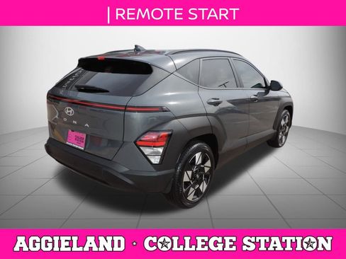Used 2025 Hyundai Kona SEL image 4