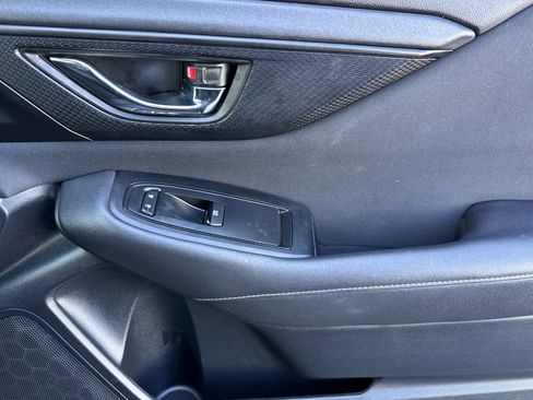 Used 2022 Subaru Outback Premium image 19