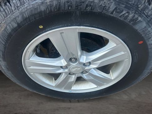 Used 2019 Chevrolet Trax LT FWD image 19