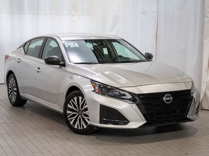 Used 2024 Nissan Altima 2.5 SV