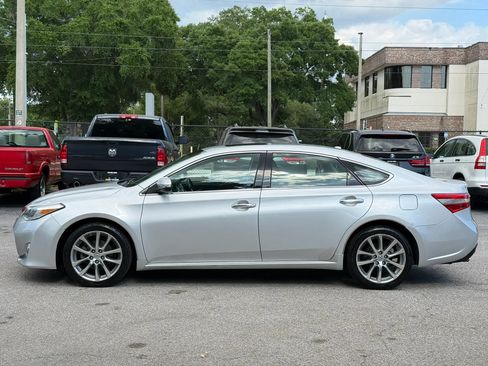 Used 2014 Toyota Avalon XLE Touring image 4