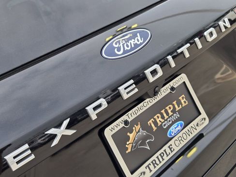 Used 2025 Ford Expedition Platinum AWD/4WD image 11