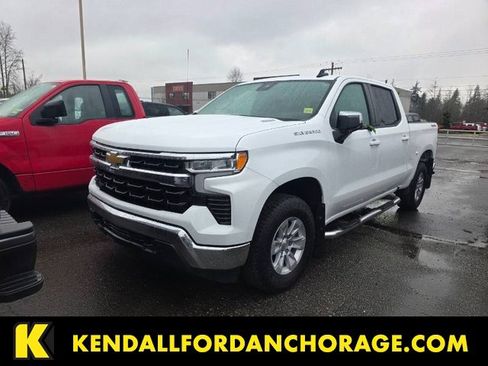 Used 2024 Chevrolet Silverado 1500 LT image 1