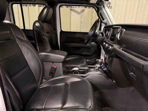 Used 2022 Jeep Gladiator Overland w/ Popular Equipment Package image 24