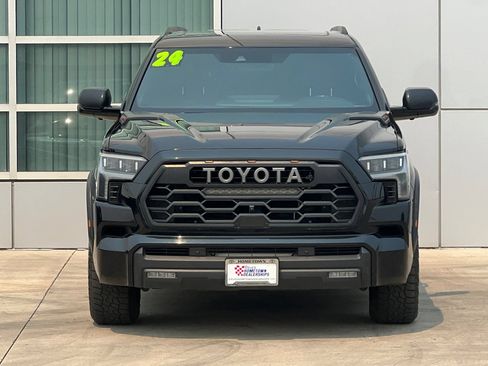 Used 2024 Toyota Sequoia TRD Pro AWD/4WD image 6