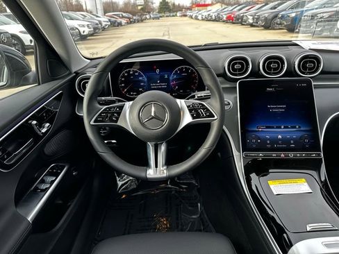 Used 2025 Mercedes-Benz C 300 4MATIC Sedan image 16