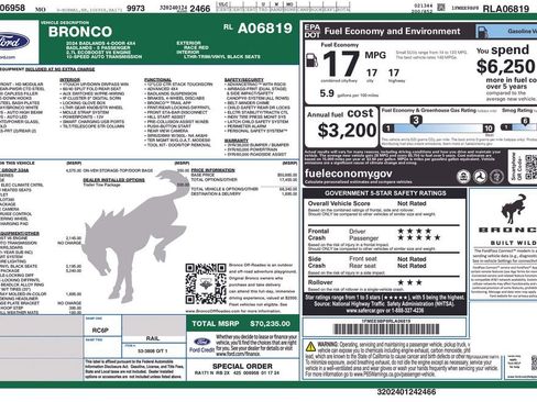 Used 2024 Ford Bronco Badlands image 5