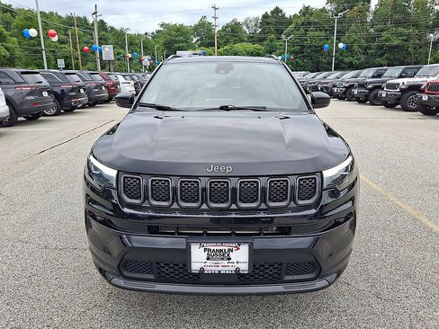 Used 2023 Jeep Compass High Altitude AWD/4WD image 29