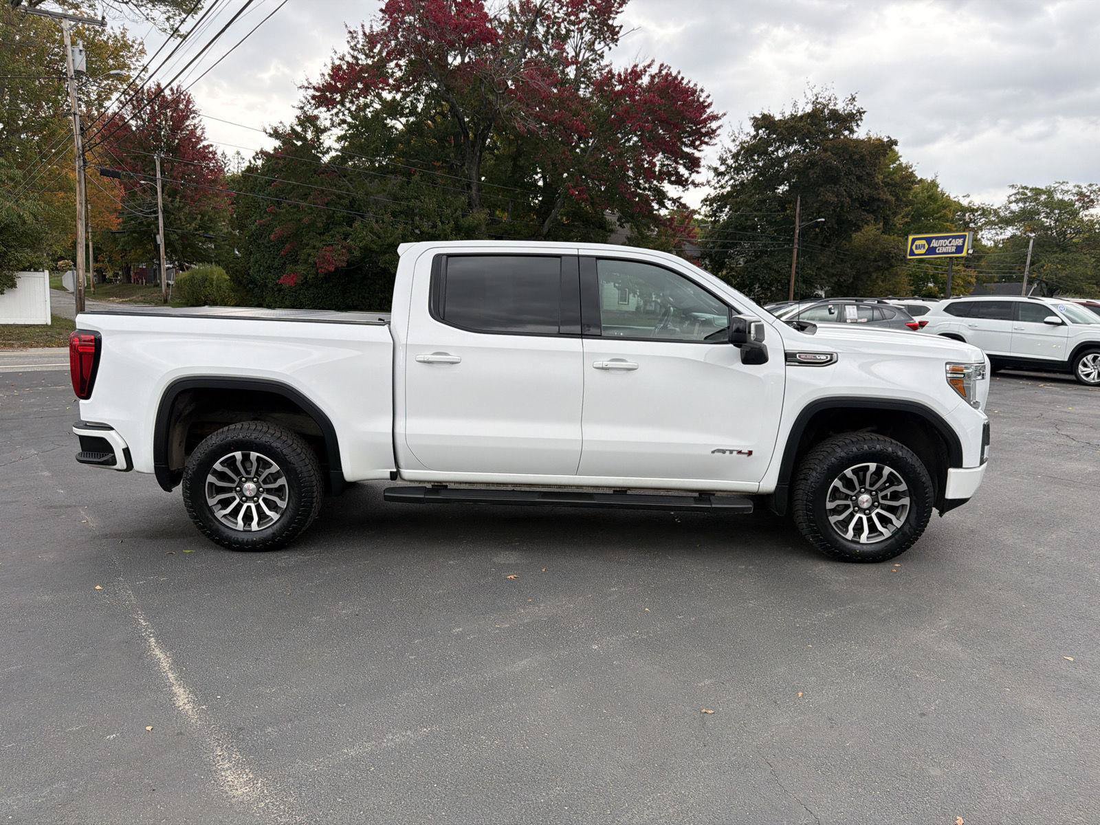 Used 2020 GMC Sierra 1500 AT4 w/ AT4 Premium Package AWD/4WD image 6
