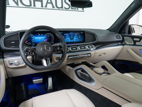Used 2026 Mercedes-Benz GLS 450 4MATIC image 17