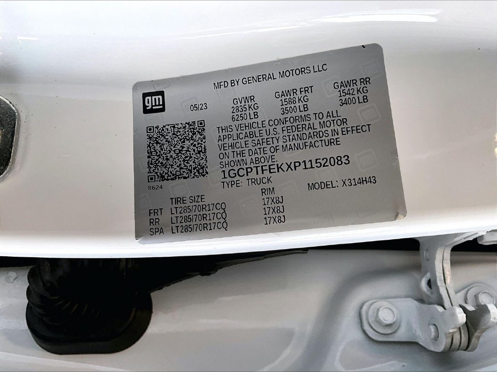 Used 2023 Chevrolet Colorado ZR2 w/ ZR2 Convenience Package III AWD/4WD image 35