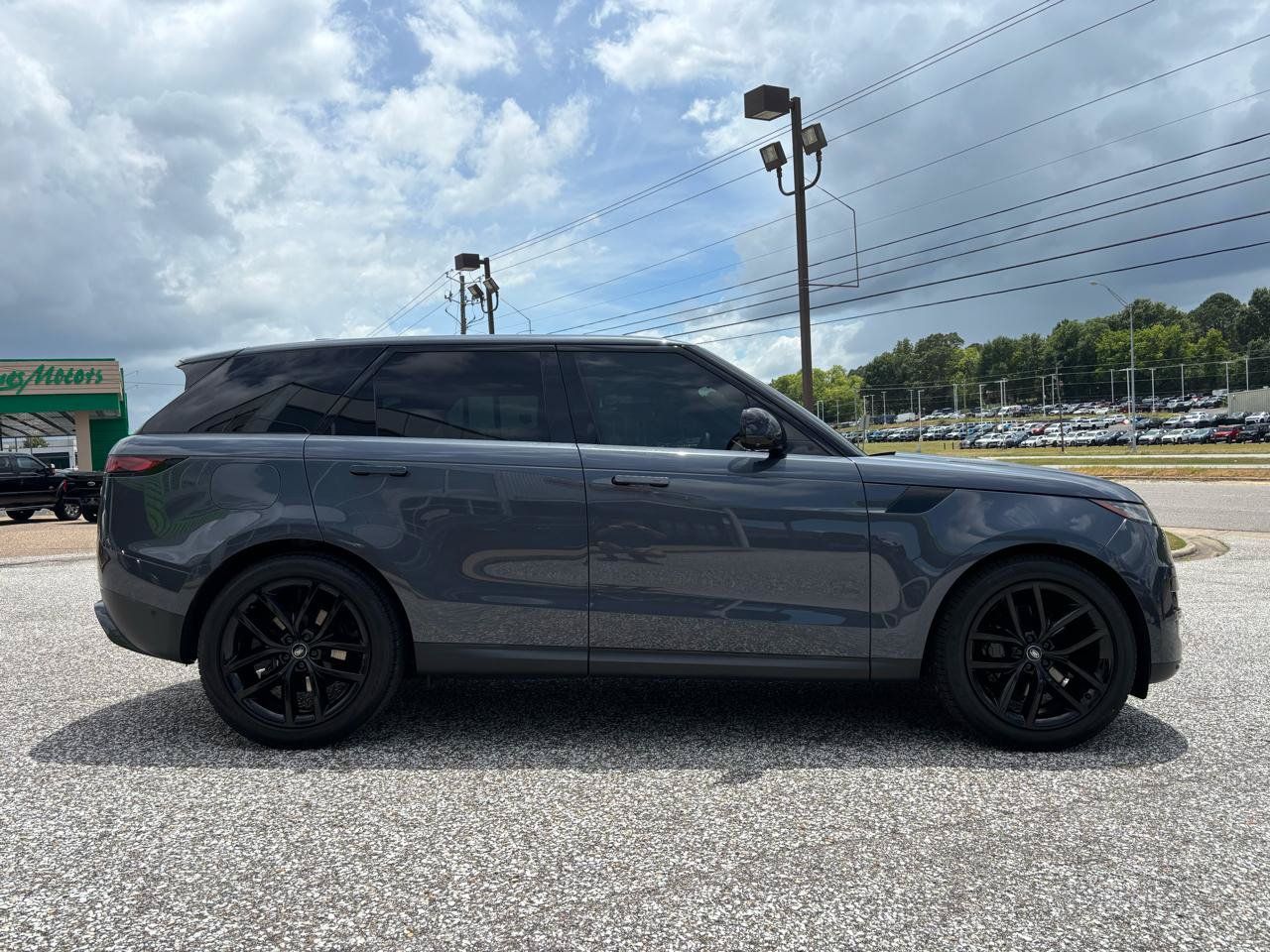 Used 2023 Land Rover Range Rover Sport SE AWD/4WD image 43