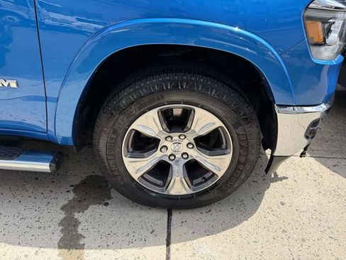 Used 2021 RAM 1500 Laramie AWD/4WD image 6
