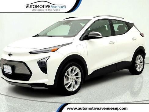 Used 2022 Chevrolet Bolt EUV LT FWD image 1