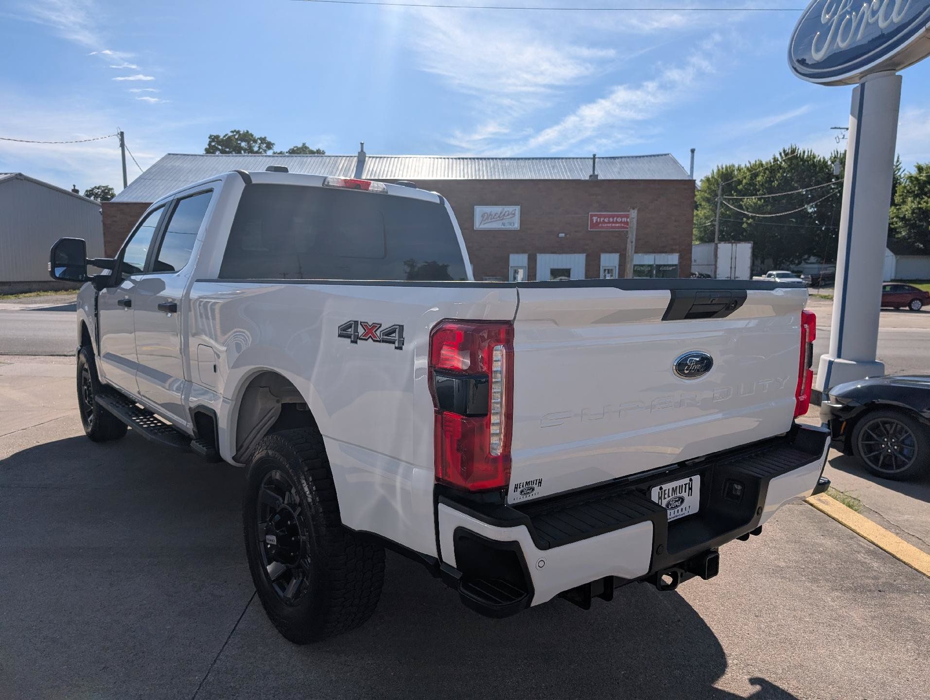 Used 2023 Ford F250 XL w/ STX Appearance Package AWD/4WD image 8