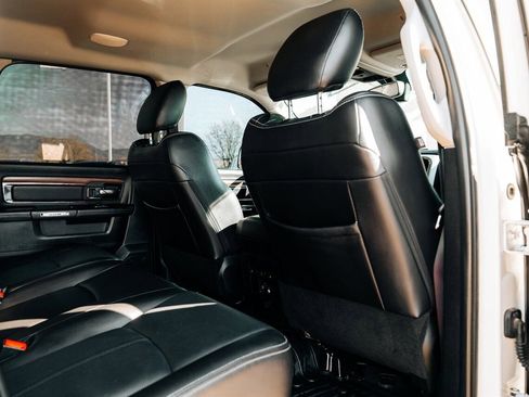 Used 2018 RAM 2500 Laramie w/ Convenience Group image 38