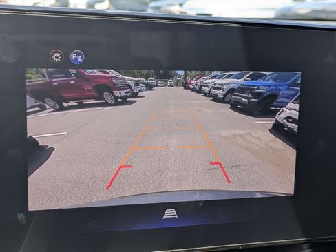 Used 2026 Chevrolet Equinox ACTIV FWD image 19