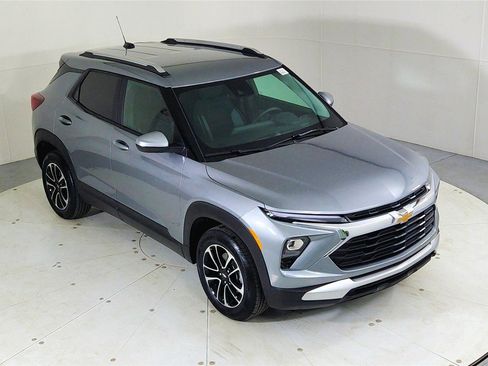 Used 2026 Chevrolet TrailBlazer LT image 13