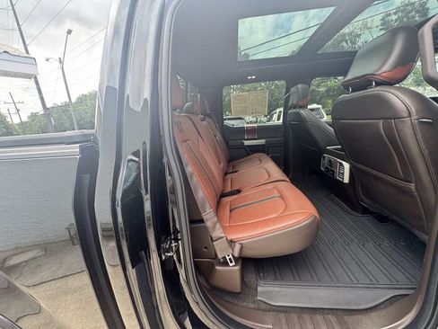 Used 2018 Ford F150 King Ranch w/ Equipment Group 601A Luxury AWD/4WD image 10