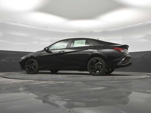 New 2026 Hyundai Elantra Sport FWD image 34