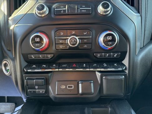 Used 2020 GMC Sierra 1500 Denali w/ Denali Ultimate Package image 24