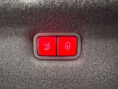 Certified 2022 Mercedes-Benz SL 55 AMG 4MATIC image 30