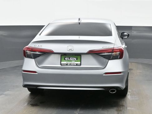 Used 2025 Honda Civic Sport image 5