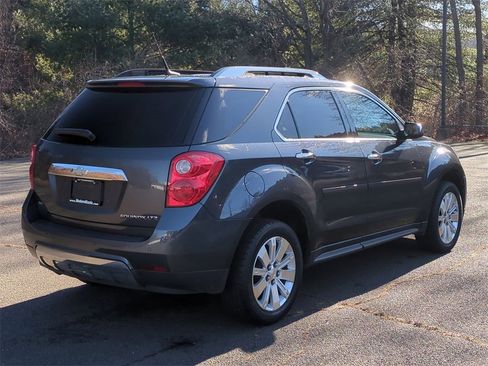Used 2010 Chevrolet Equinox LTZ image 4