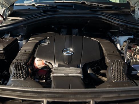 Certified 2017 Mercedes-Benz GLS 450 4MATIC image 30