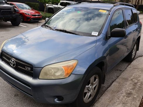 Used 2008 Toyota RAV4 4WD V6 image 2