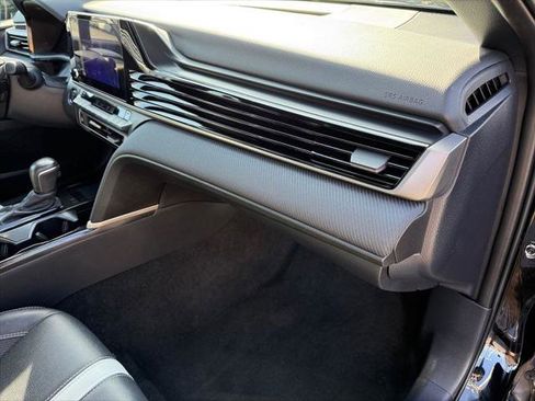 Certified 2025 Toyota Camry SE FWD image 16